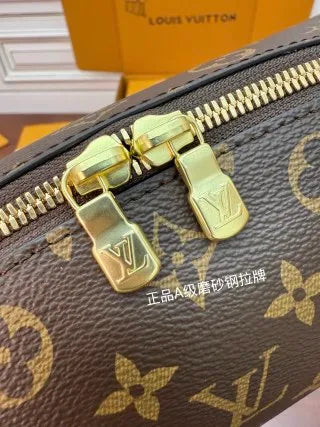 Louis Vuitton Diamond Pattern Leather Bag M46458