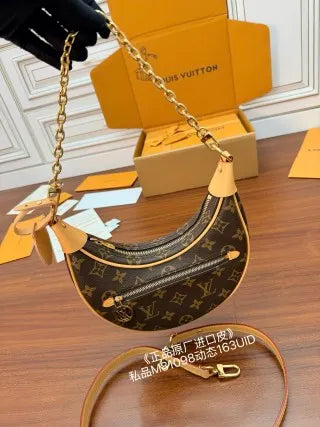 Louis Vuitton Diamond Pattern Leather Bag M81098