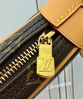 Louis Vuitton Diamond Pattern Leather Bag M81098