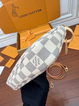 Louis Vuitton Diamond Pattern Leather Bag N40915