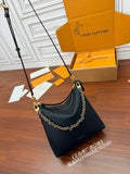 Louis Vuitton Leather Bag M29195