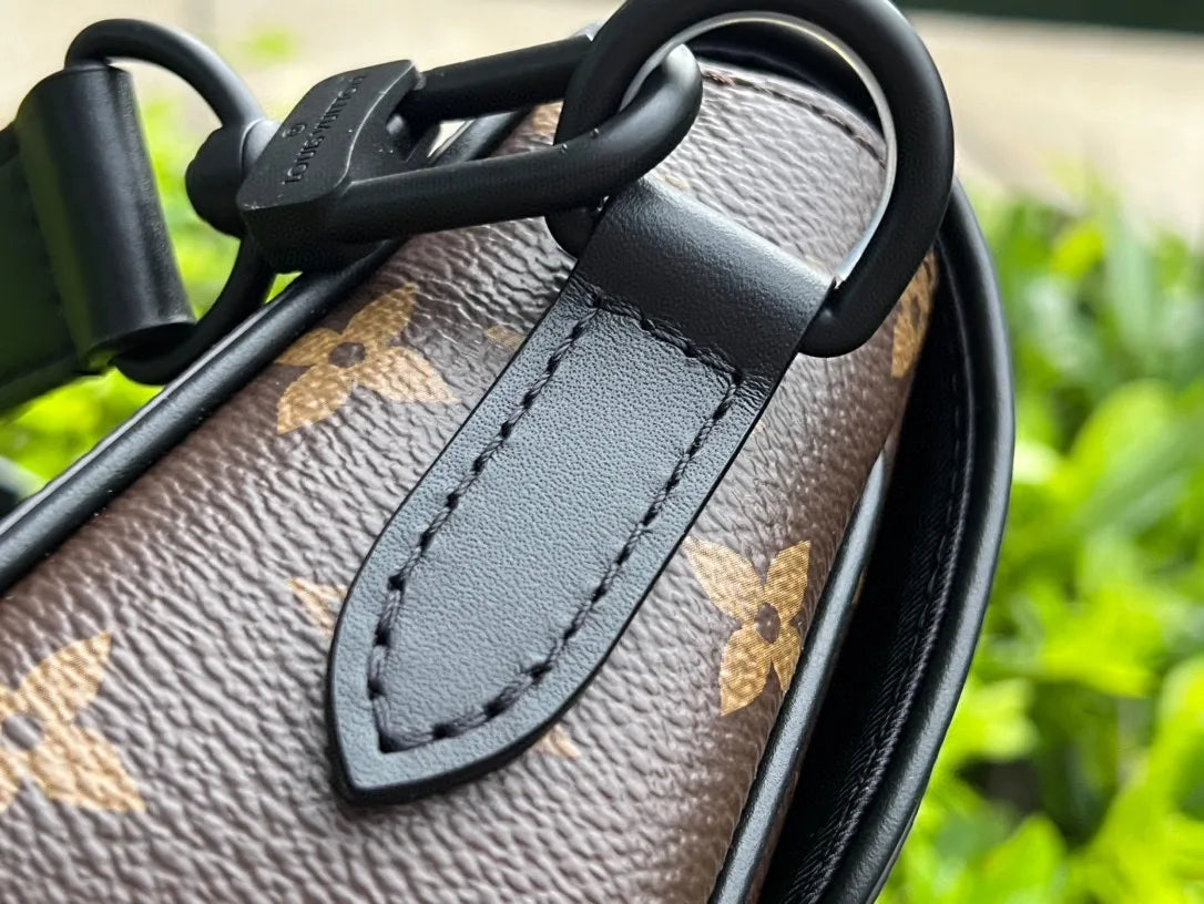 Louis Vuitton Montsouris PM Monogram Canvas Handbag