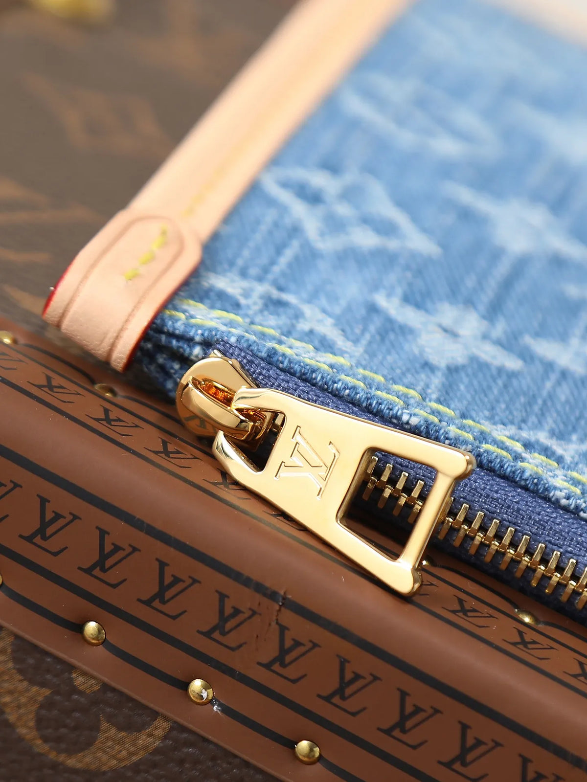Louis Vuitton Neverfull MM Denim Handbag M13192 Blue