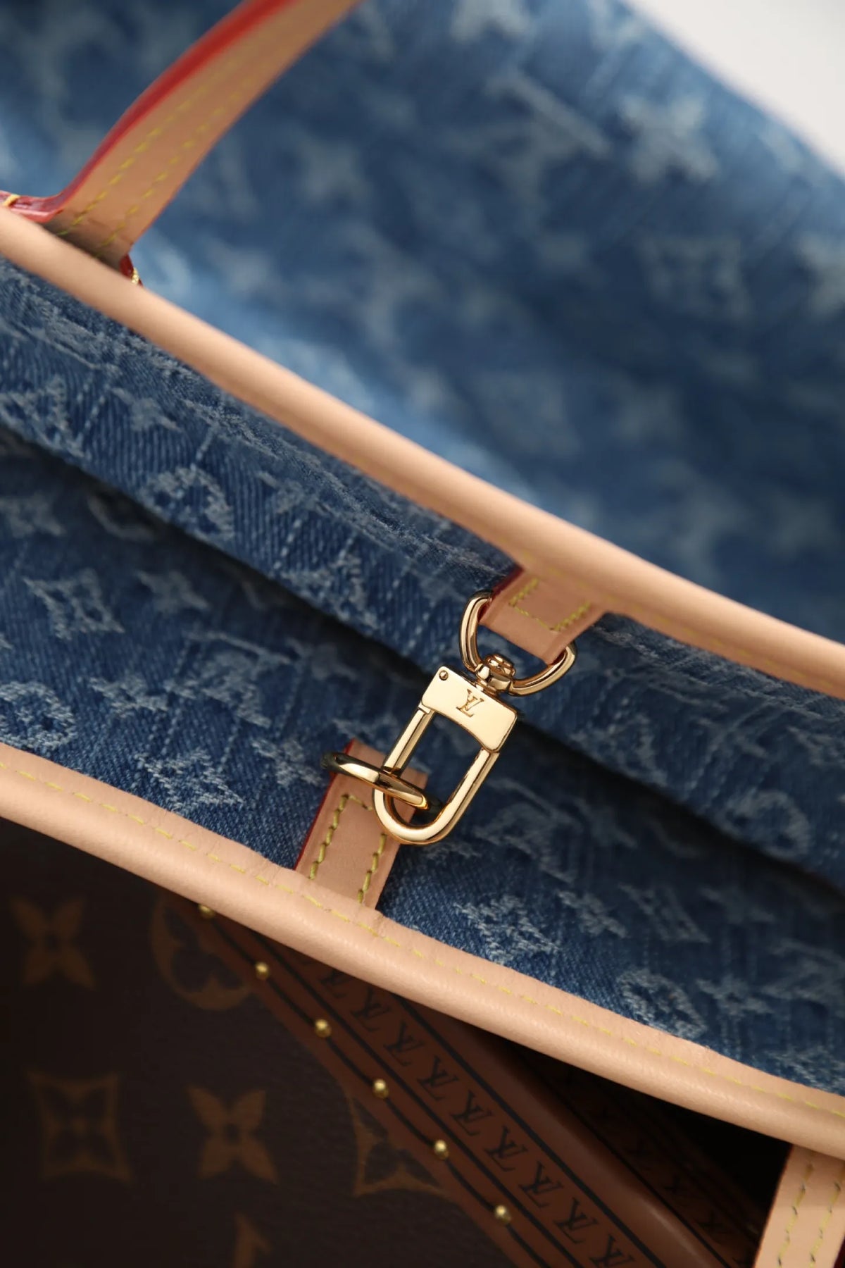Louis Vuitton Neverfull MM Denim Handbag M13192 Blue