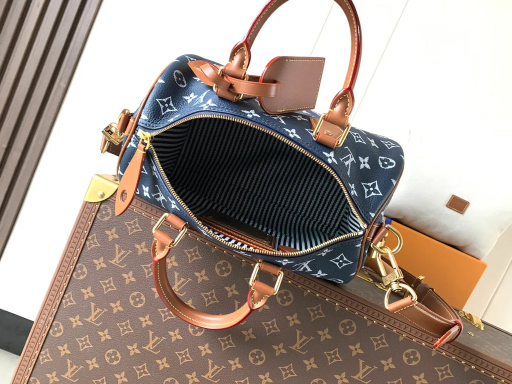 Speedy Bandoulière 30 Monogram Leather Handbag