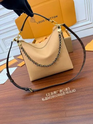 Louis Vuitton Vegetable-Tanned Leather Bag M28029