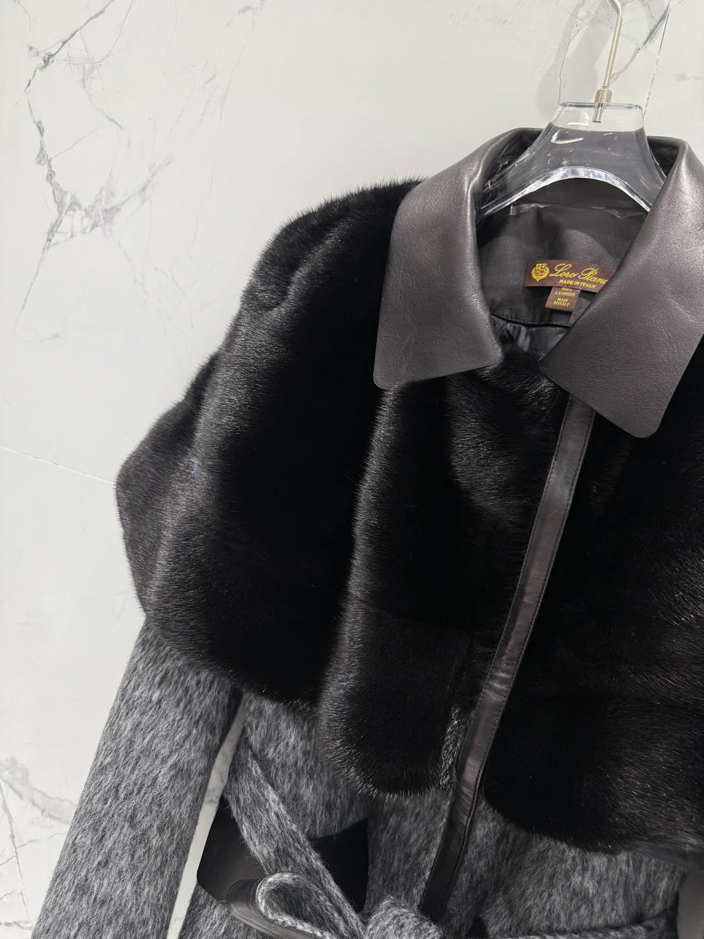 Luxury Unisex Coat 252130
