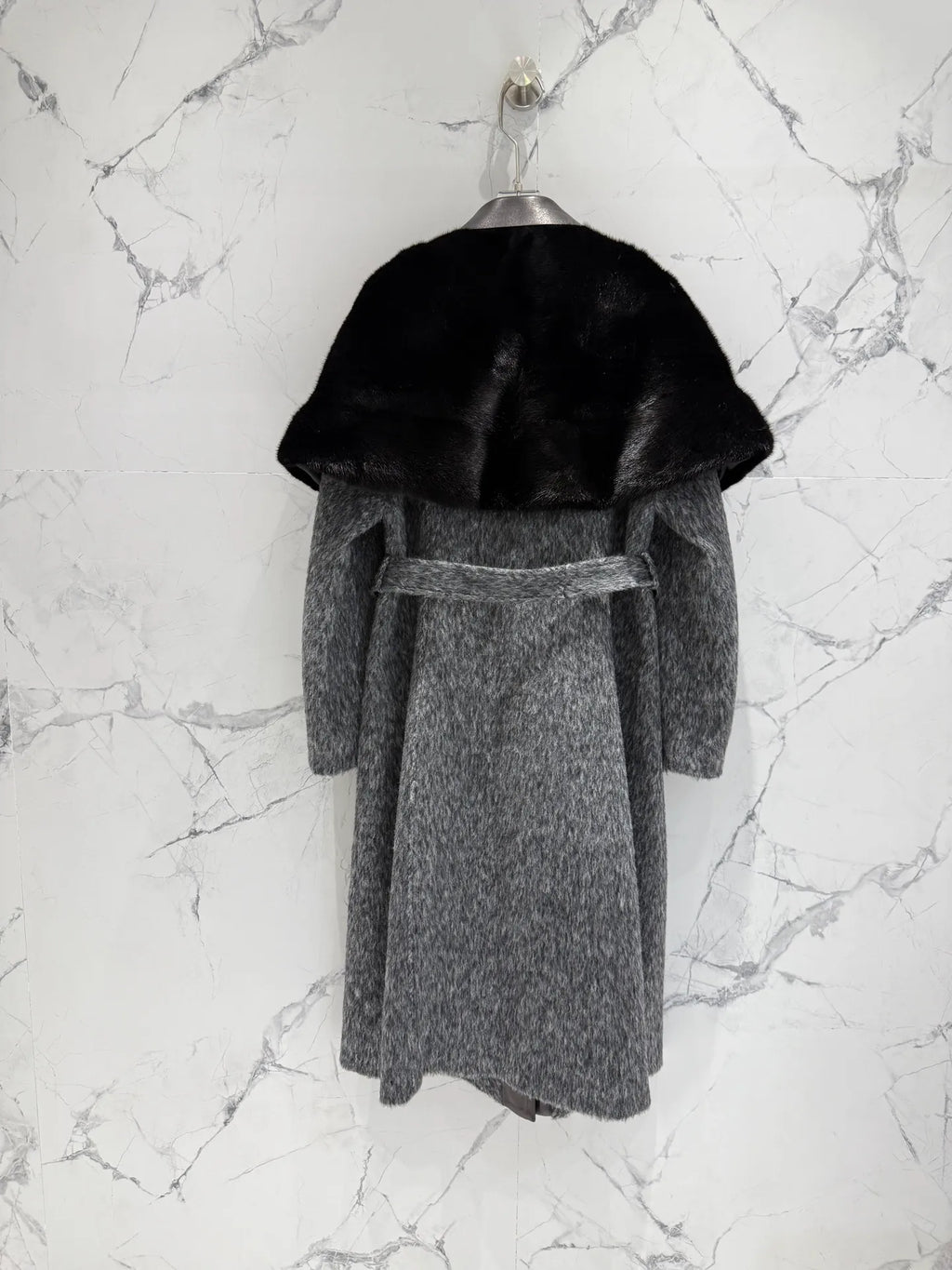 Luxury Unisex Coat 252130
