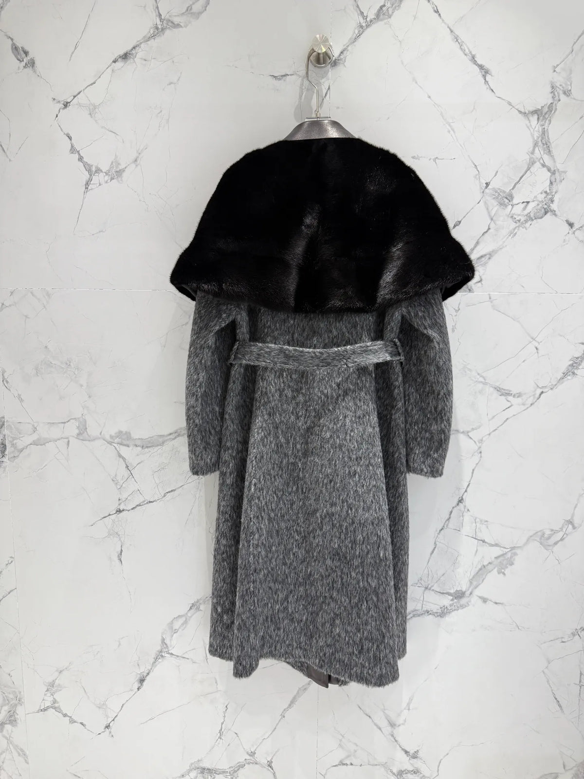 Luxury Unisex Coat 252130