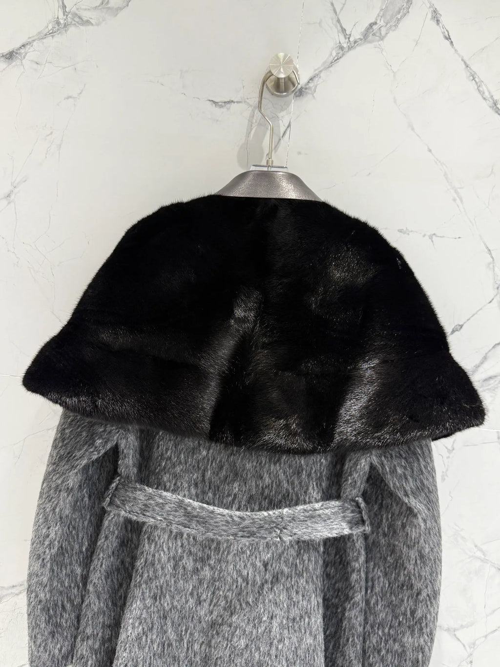 Luxury Unisex Coat 252130