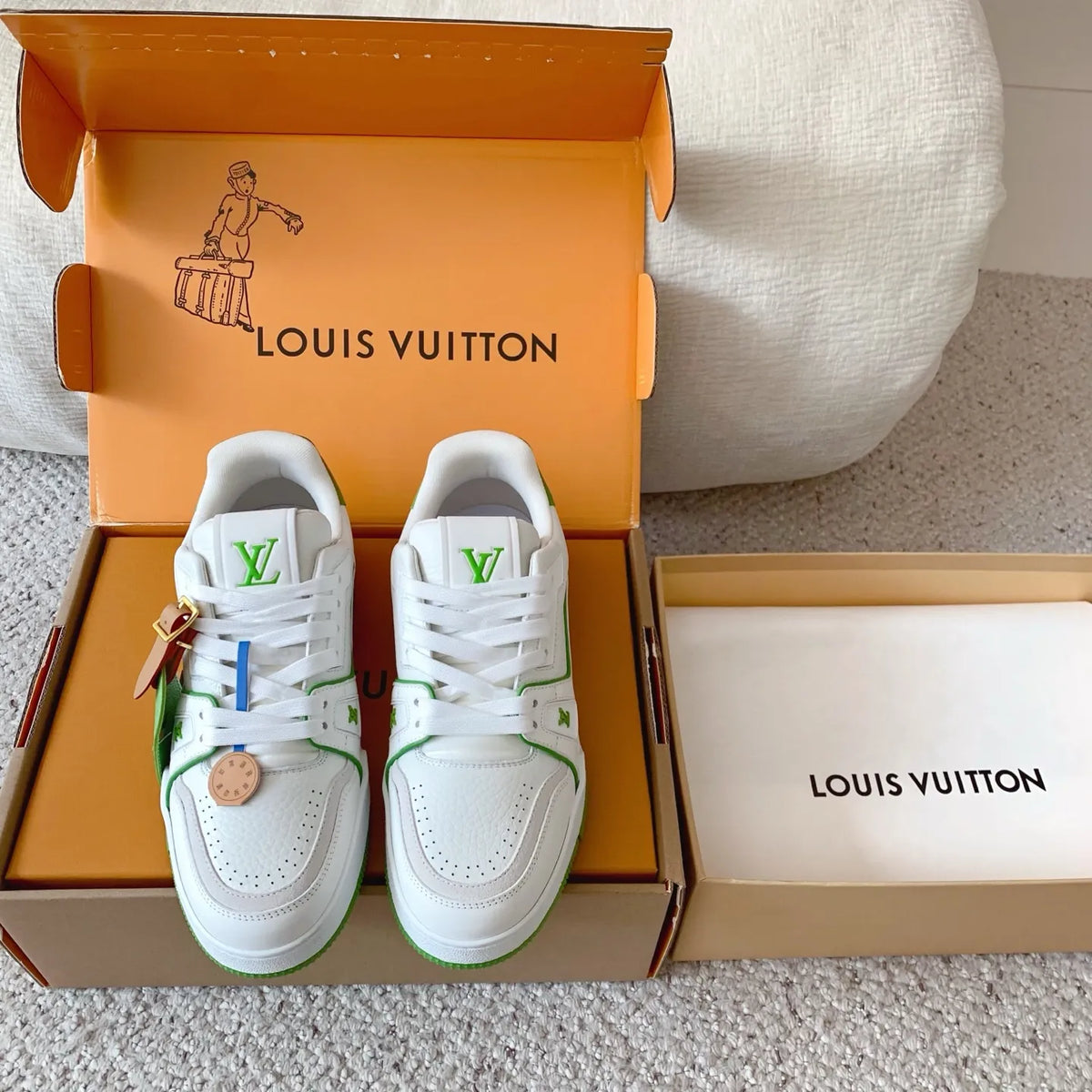 LV Trainer Sneakers Lychee Cowhide Leather White