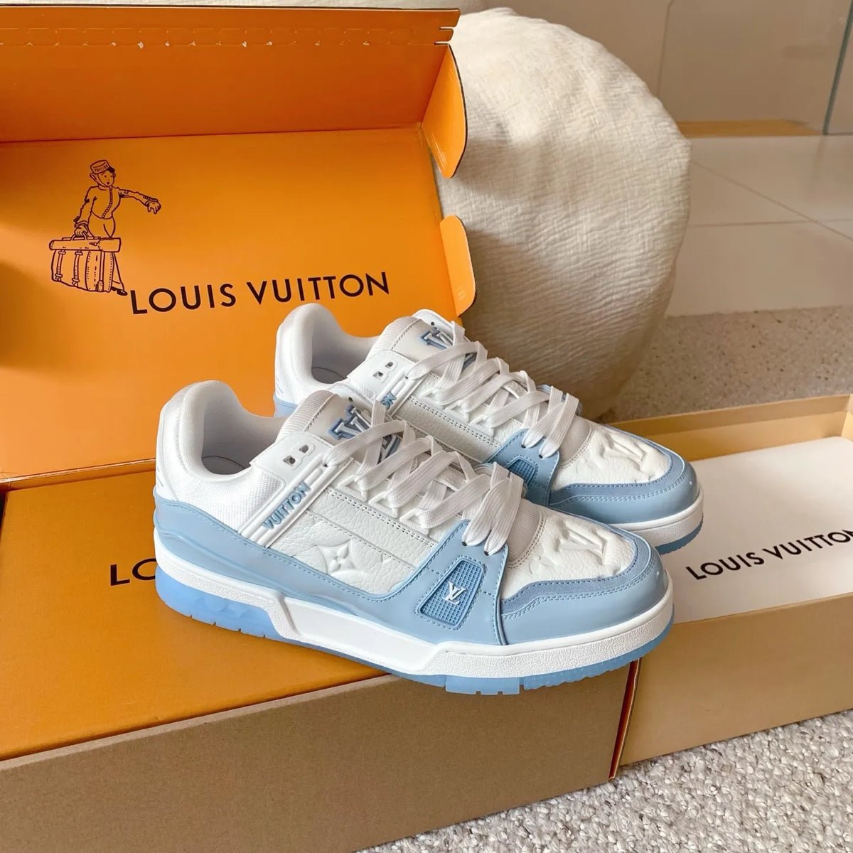 LV Trainer Sneakers Patent Leather