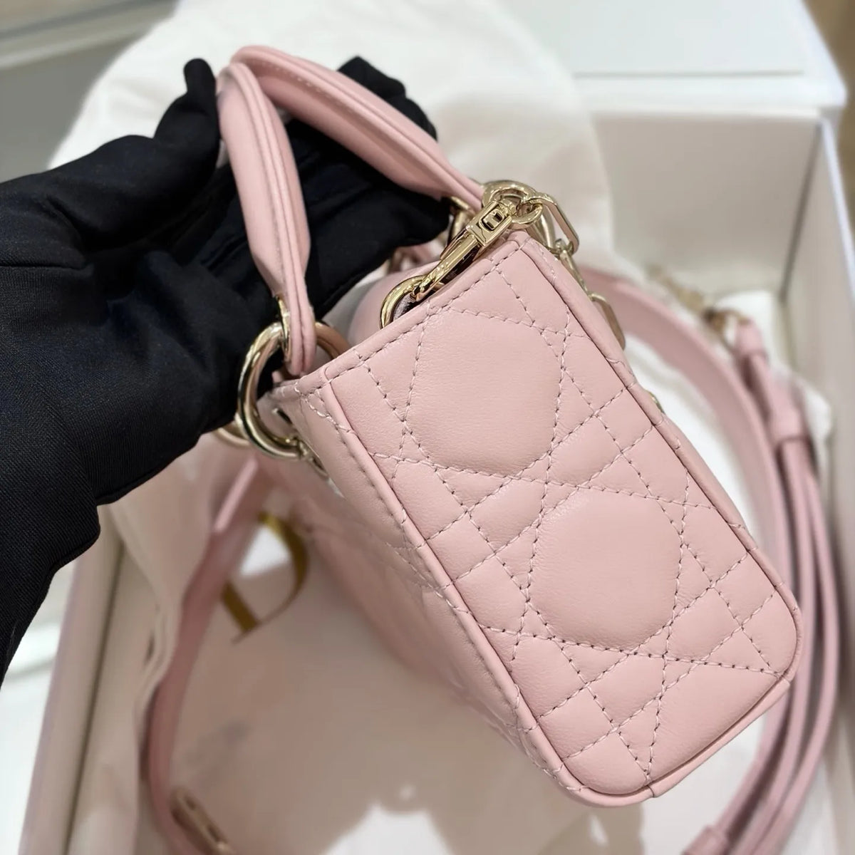 Lychee 19 Bow Lambskin Crossbody Shoulder Bag Light Pink