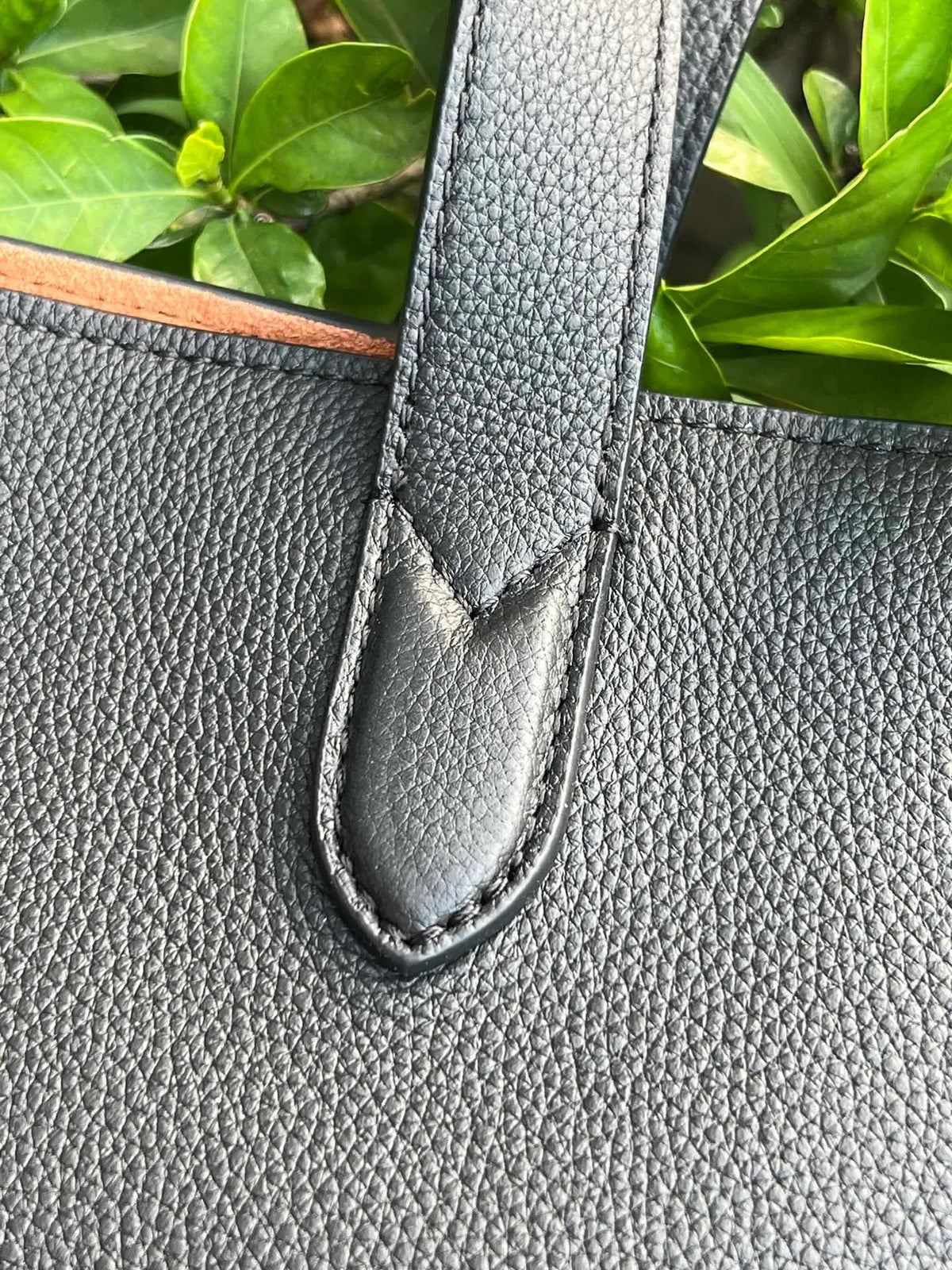 M25341 Low Key Cabas MM Leather Handbag Black