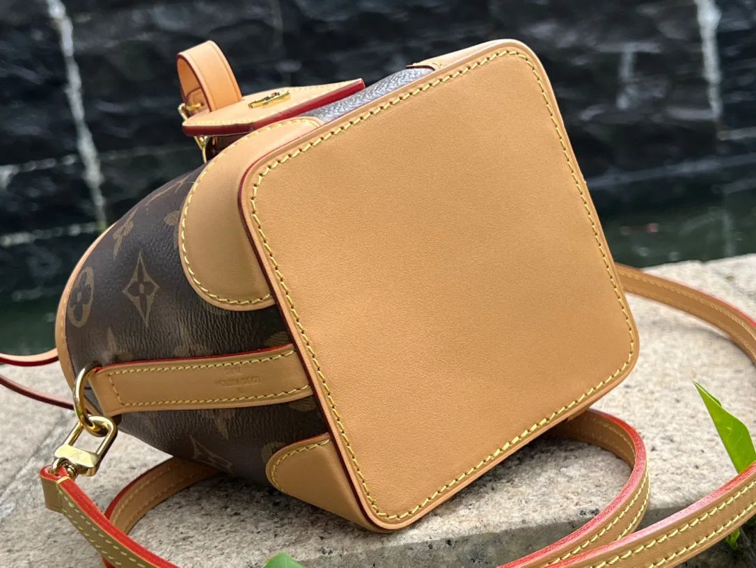 M57099 Noe Purse Coated Fabric Bucket Handbag