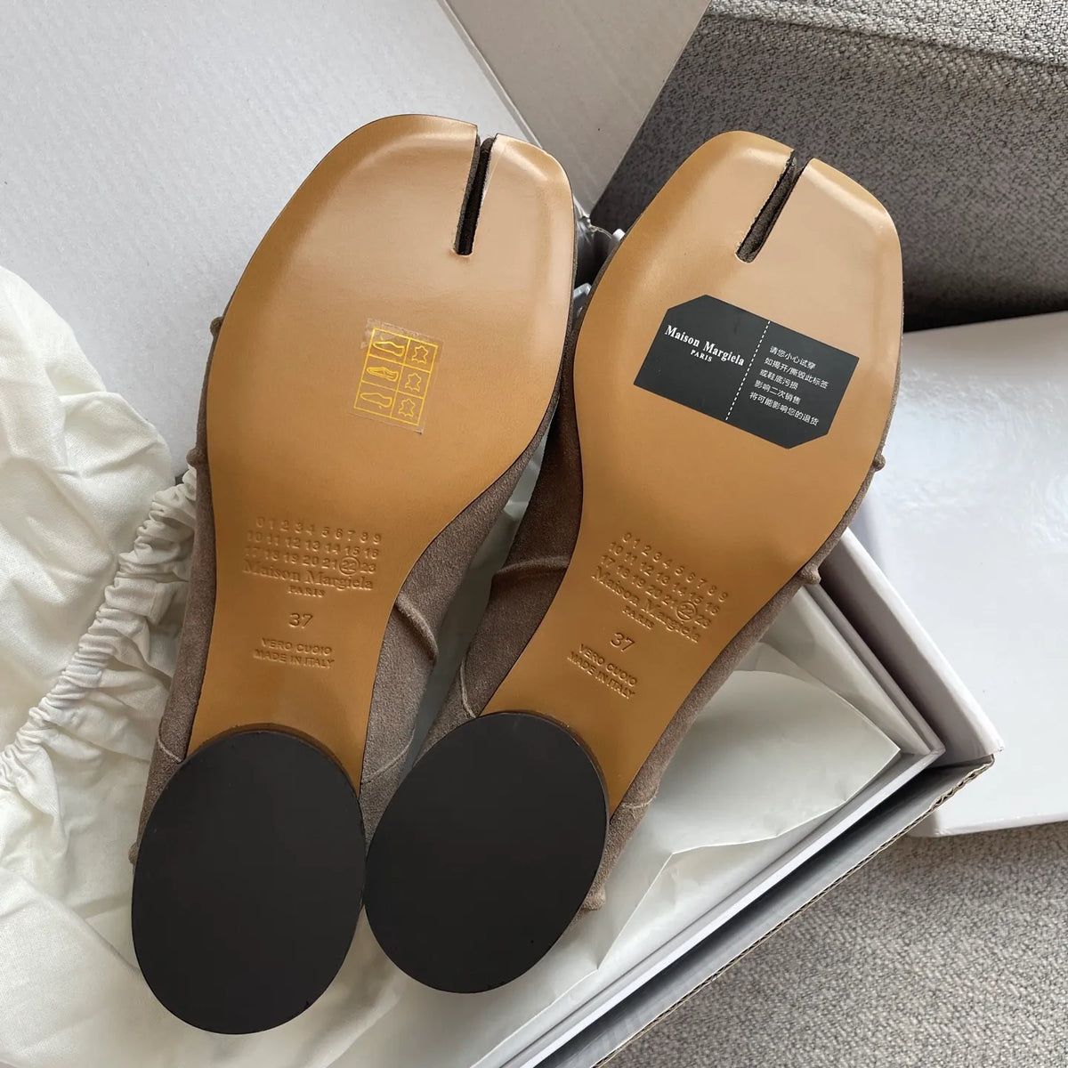 Maison Margiela Women's Split-Toe Suede Ballet Flats