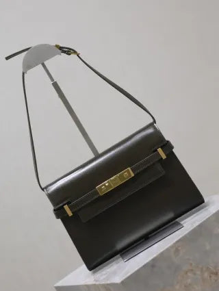 Manhattan Leather 9.4 in Shoulder Bag 675626