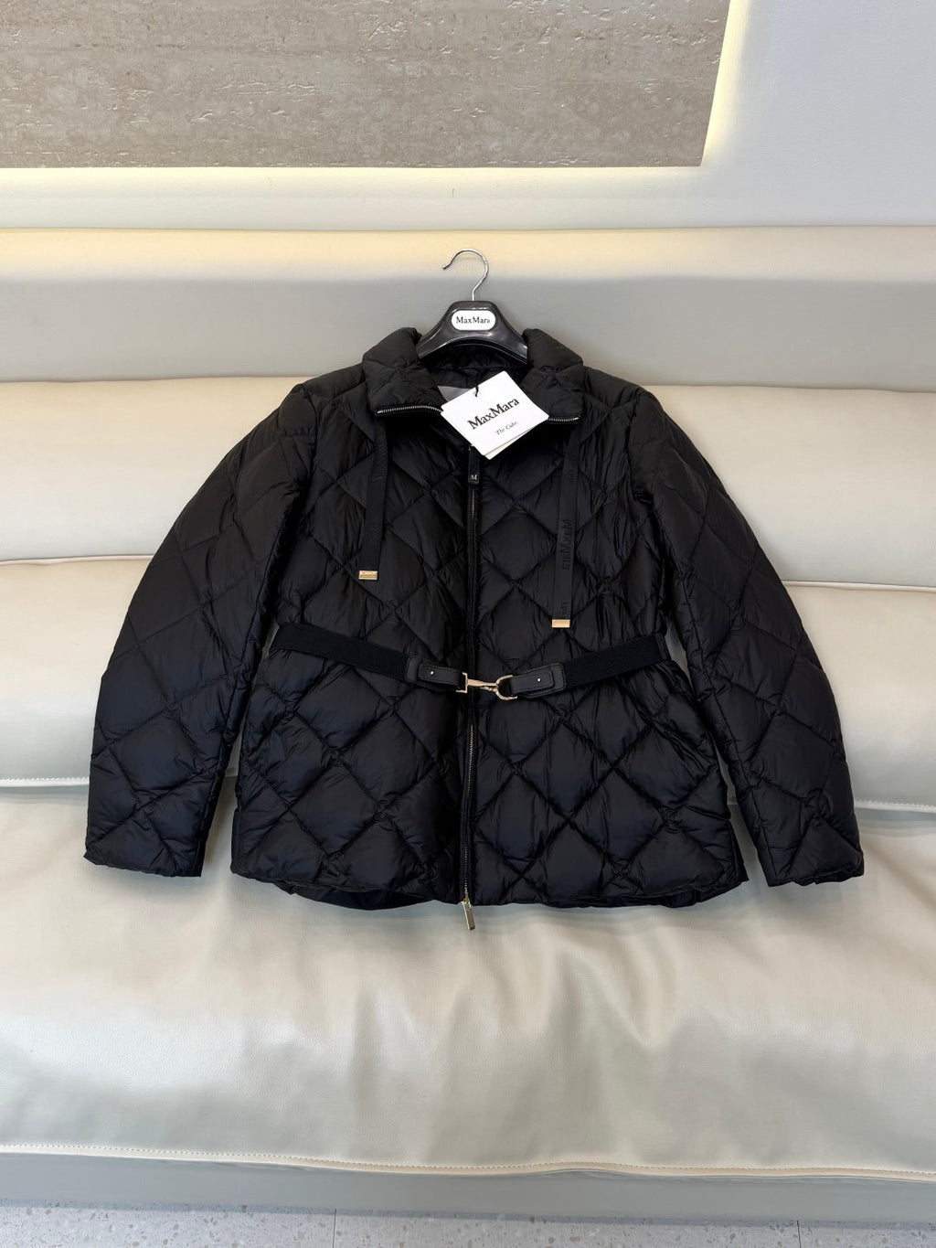 Max Mara Women's 90% White Goose Down Short Jacket