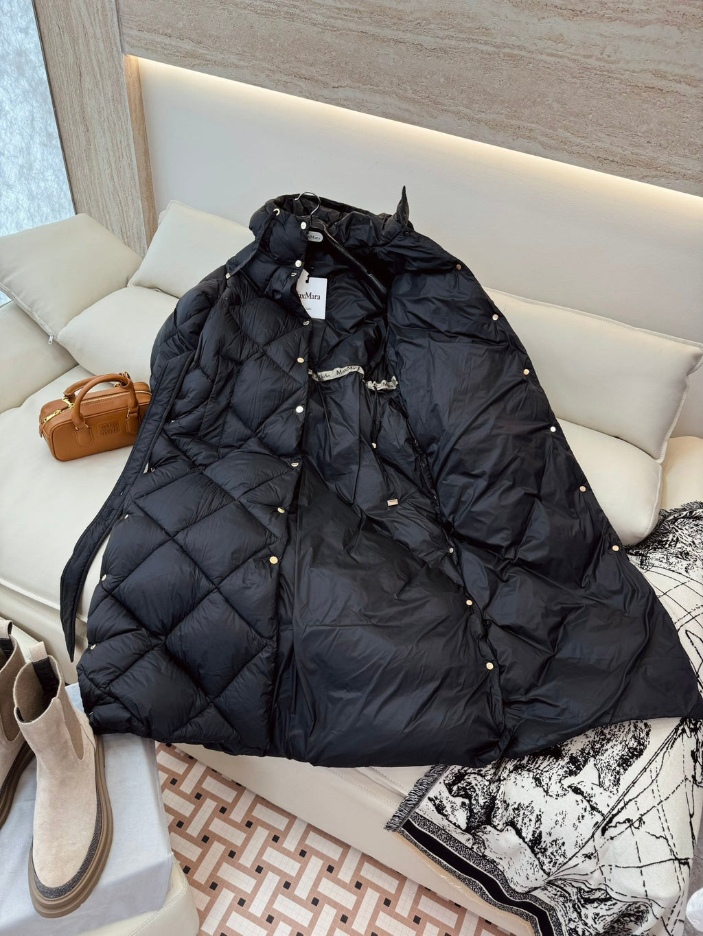 Max Women's White Goose Down Long Puffer Coat