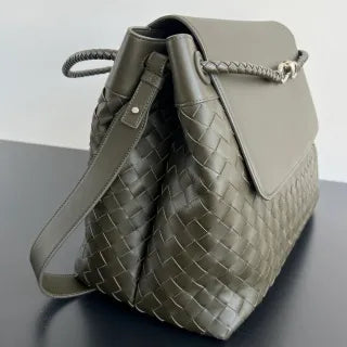 Men's BV Andiamo Leather 16.9 in Shoulder Bag 805969