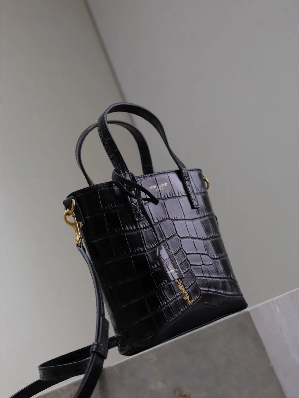 Mini Toy Shopping 7.1 in Crocodile Embossed Leather Tote Bag 712367