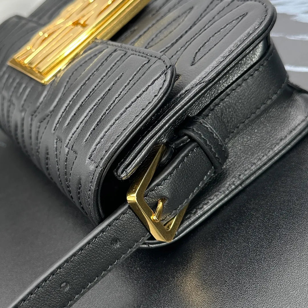 Miss Dior 8.7 in Quilted Calfskin Handbag 2610