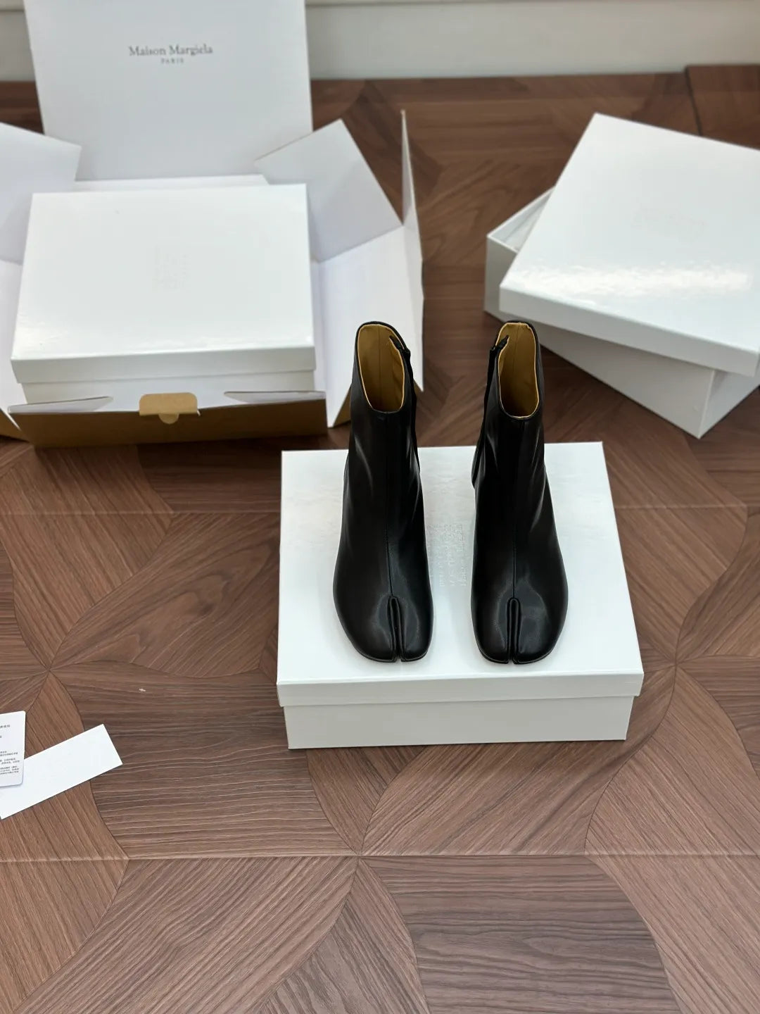 MM6 Classic Split-Toe 1.2 in Boots 255421