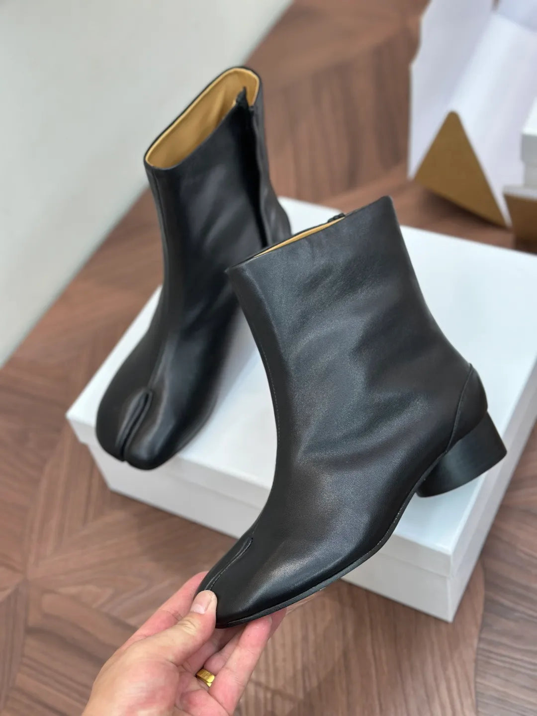 MM6 Classic Split-Toe 1.2 in Boots 255421
