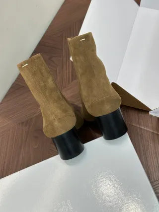 MM6 Classic Split-Toe 2.4 in Boots 255399