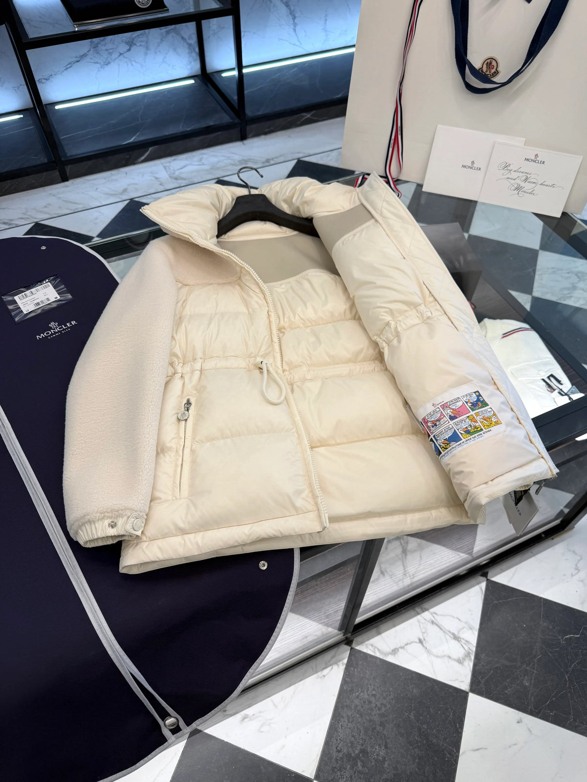 MONC Women's Escaut Jacket