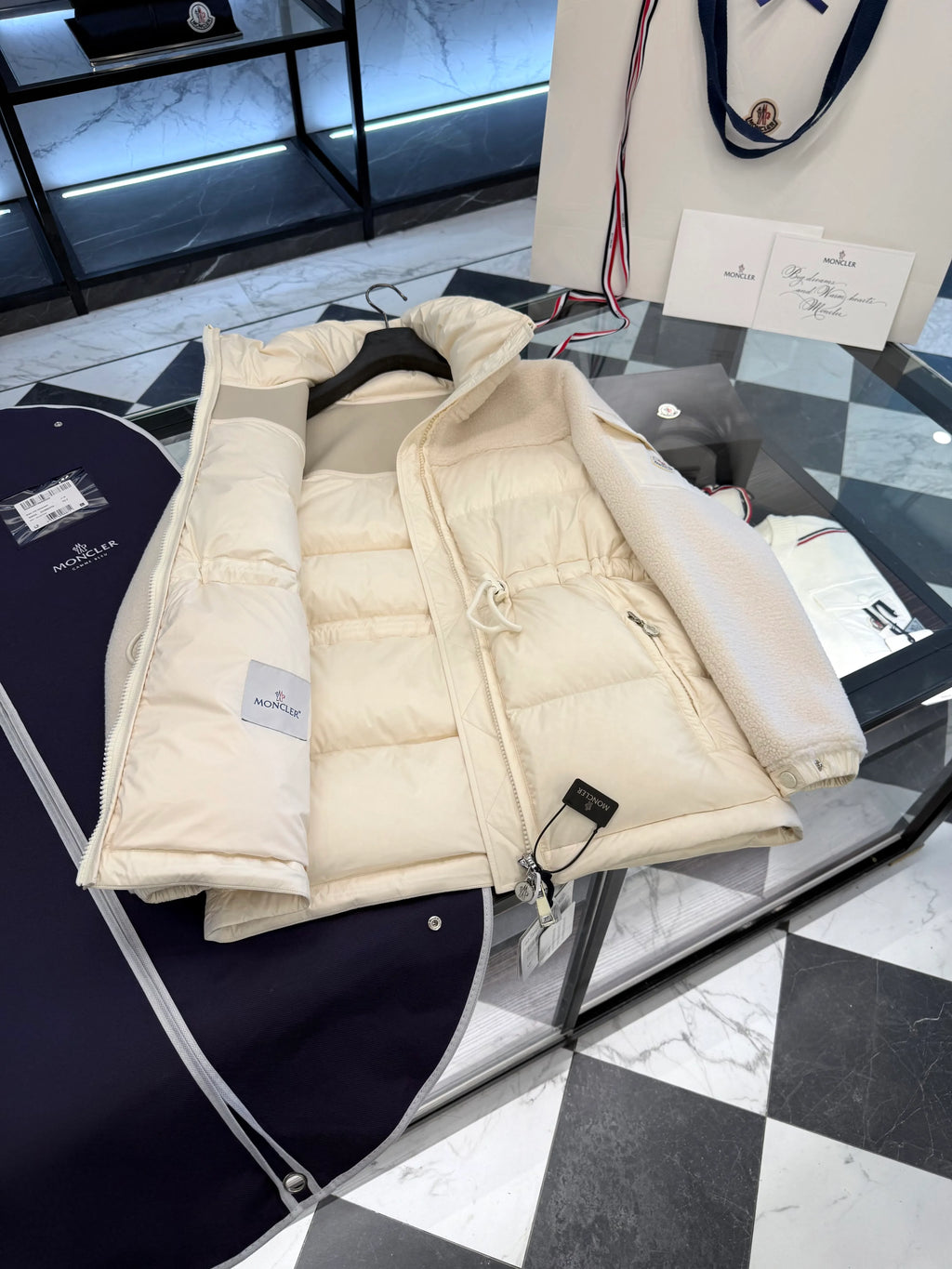 MONC Women's Escaut Jacket