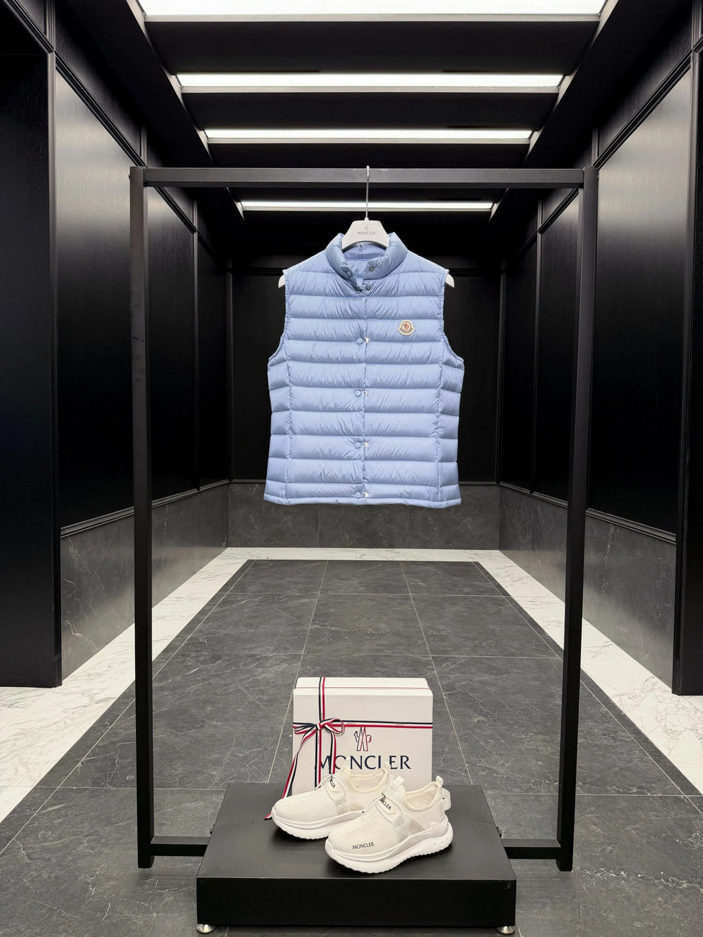 MONC Women's Liane Vest