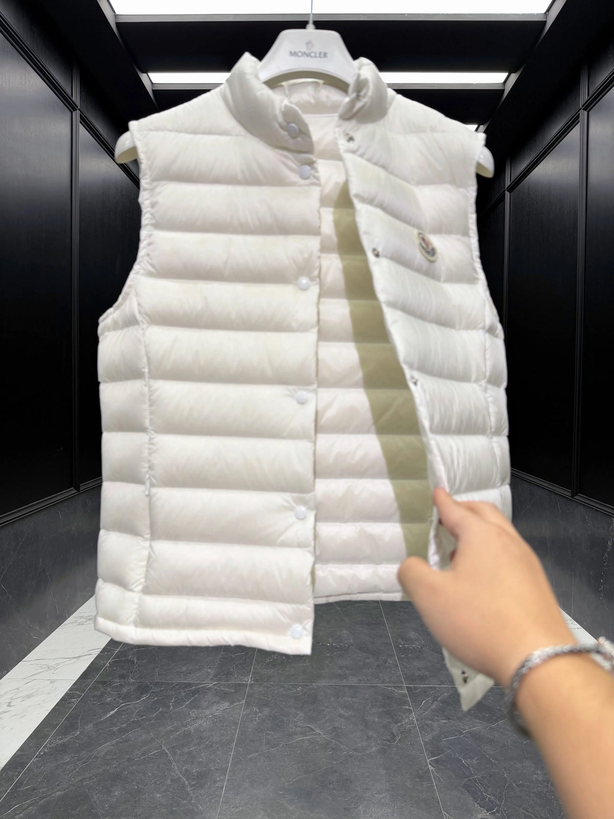 MONC Women's Liane Vest