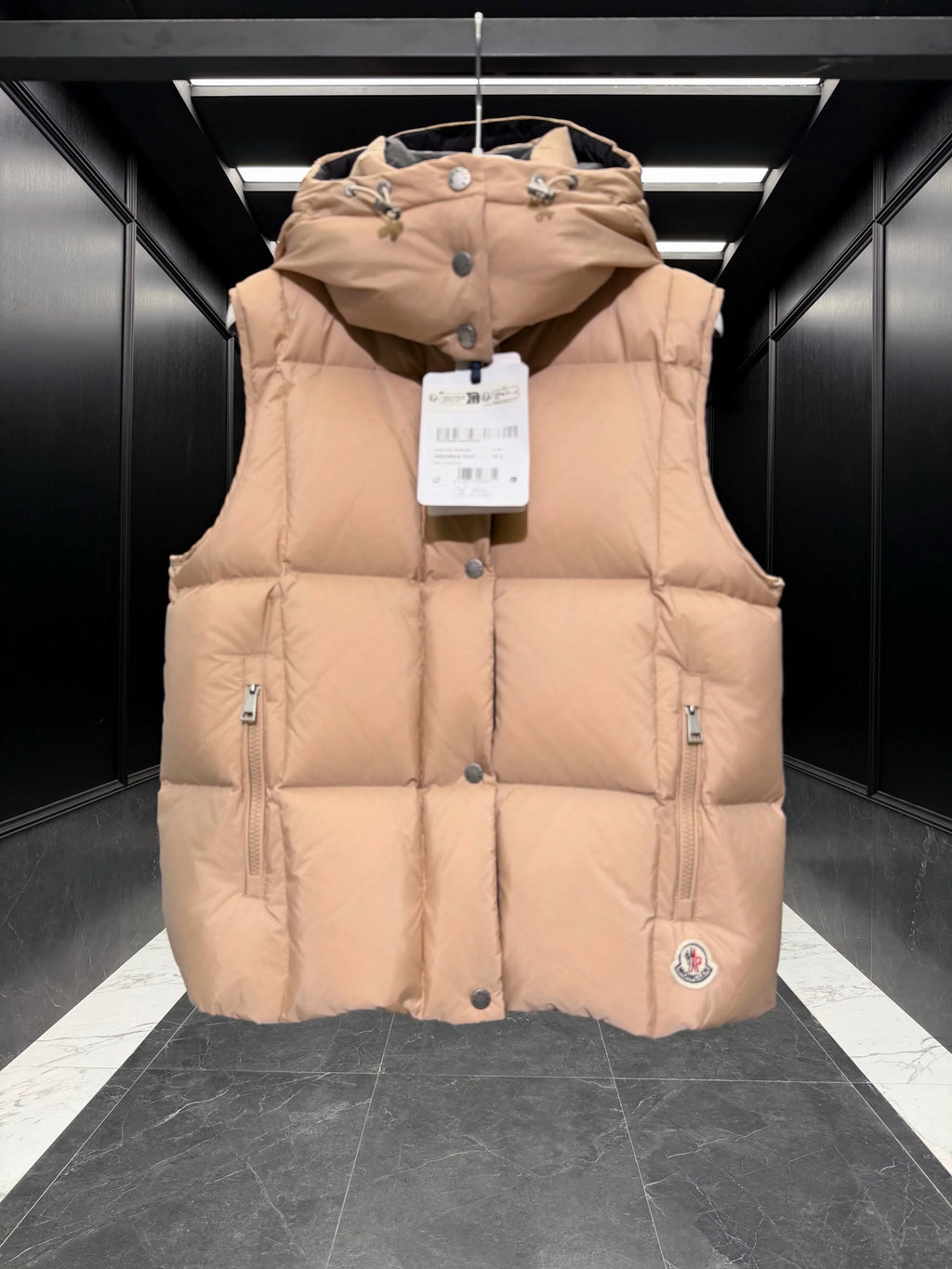 MONC Women's Macareux Vest