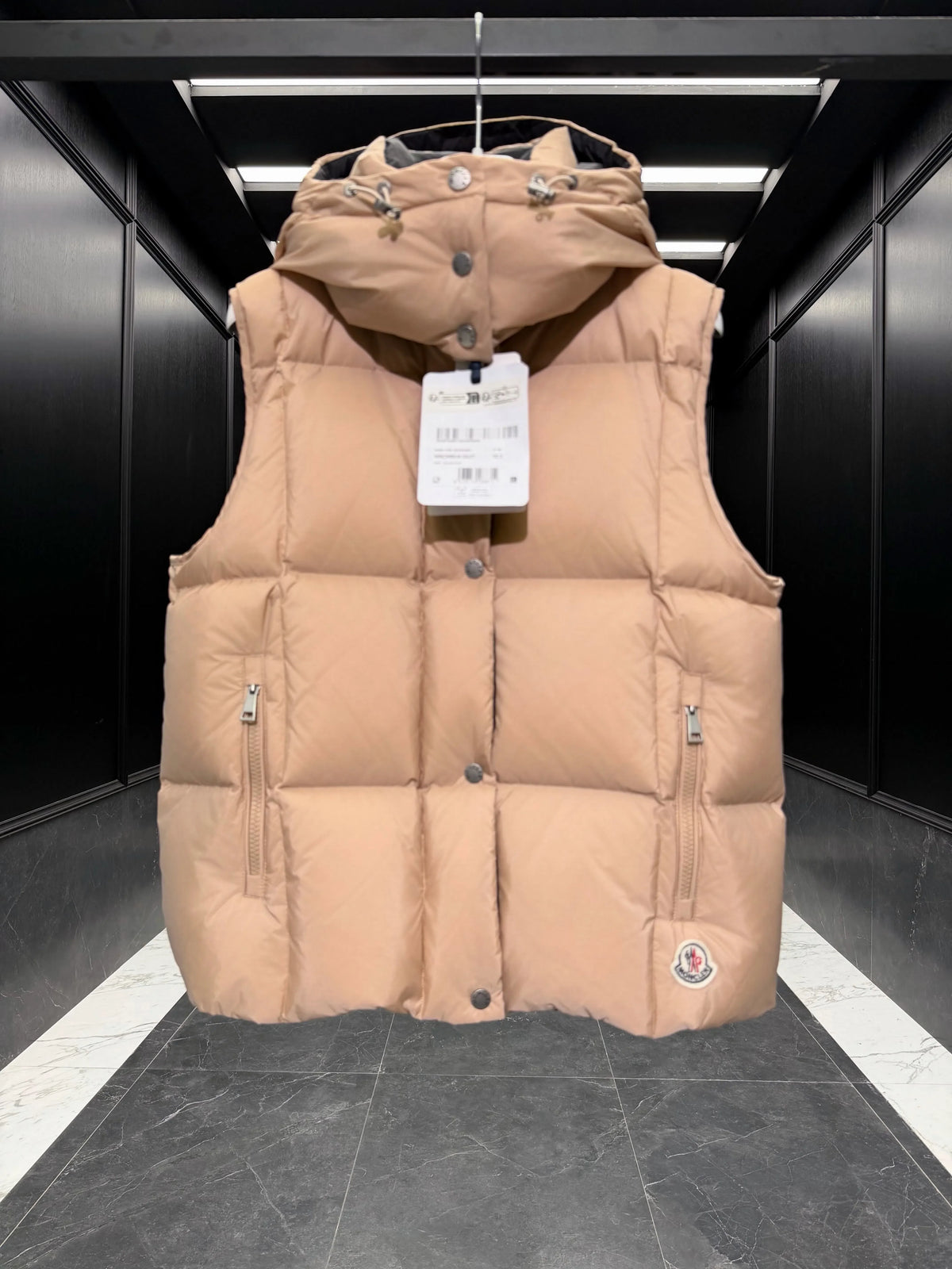 MONC Women's Macareux Vest