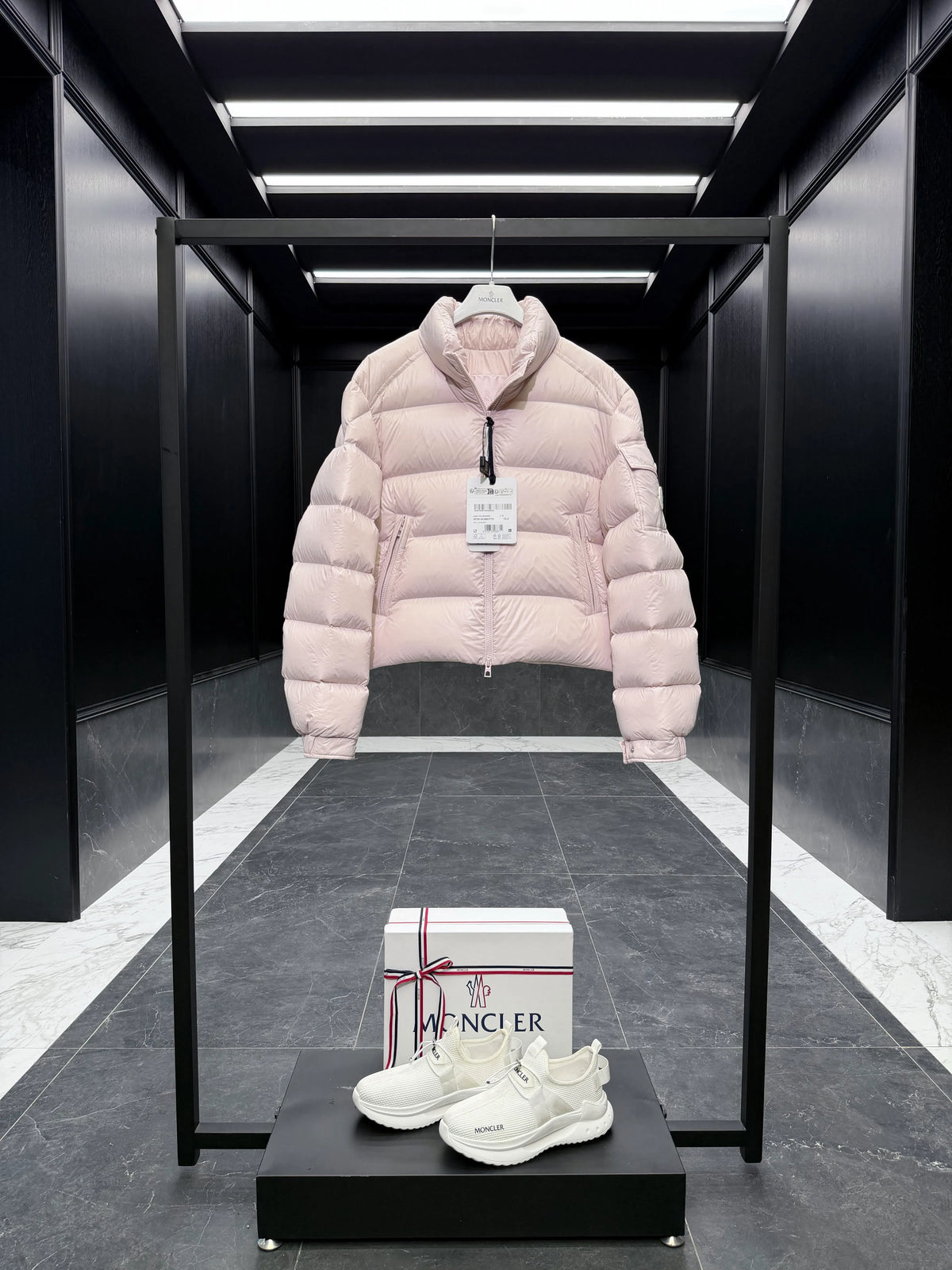 MONC Women's Petra Jacket