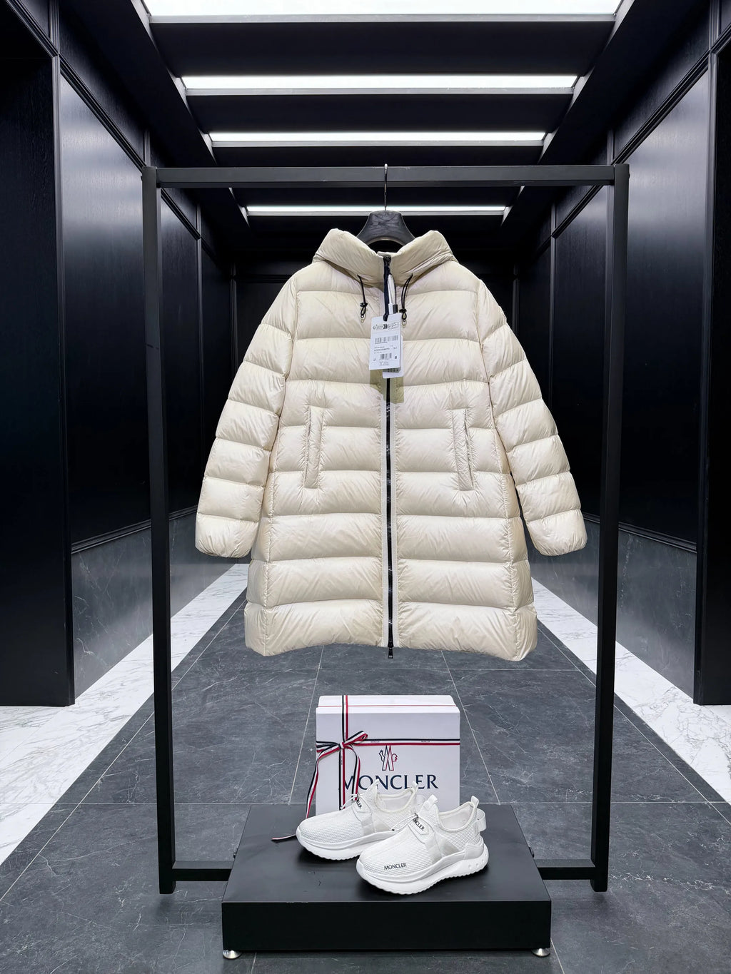 MONC Women's Suyenne Coat