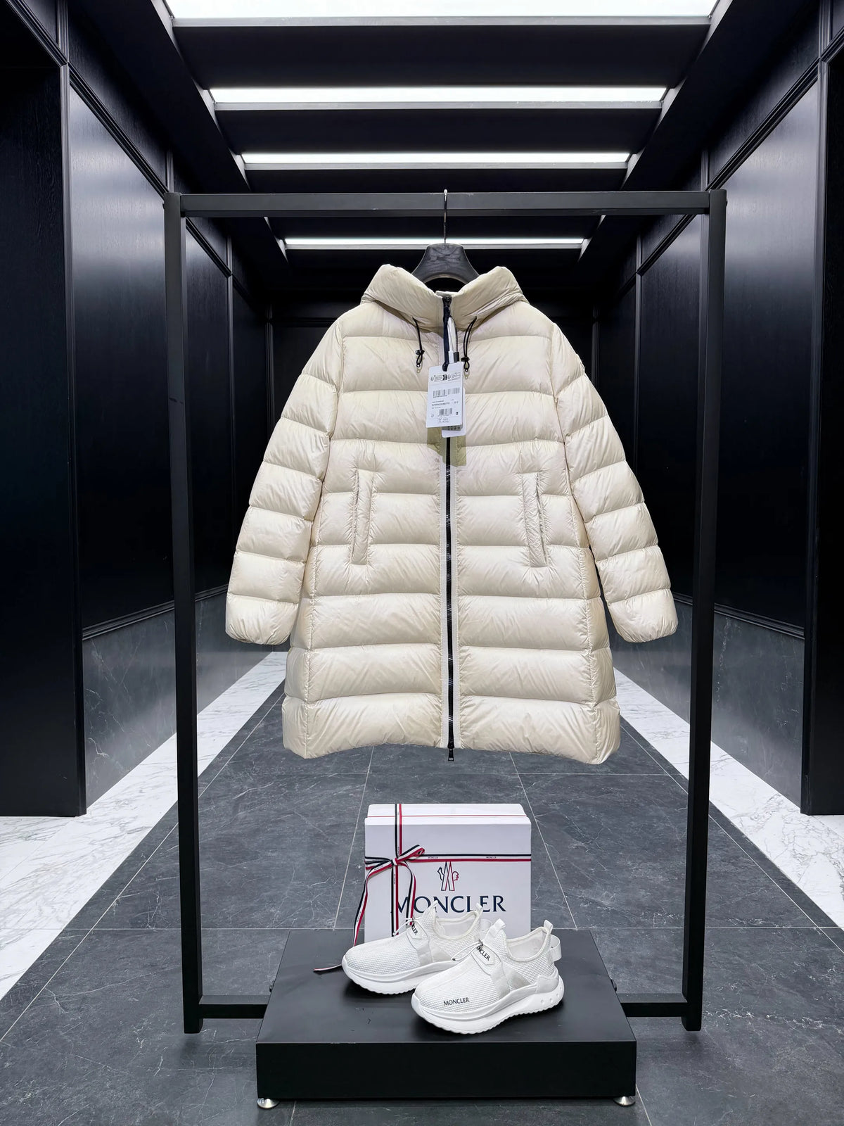 MONC Women's Suyenne Coat