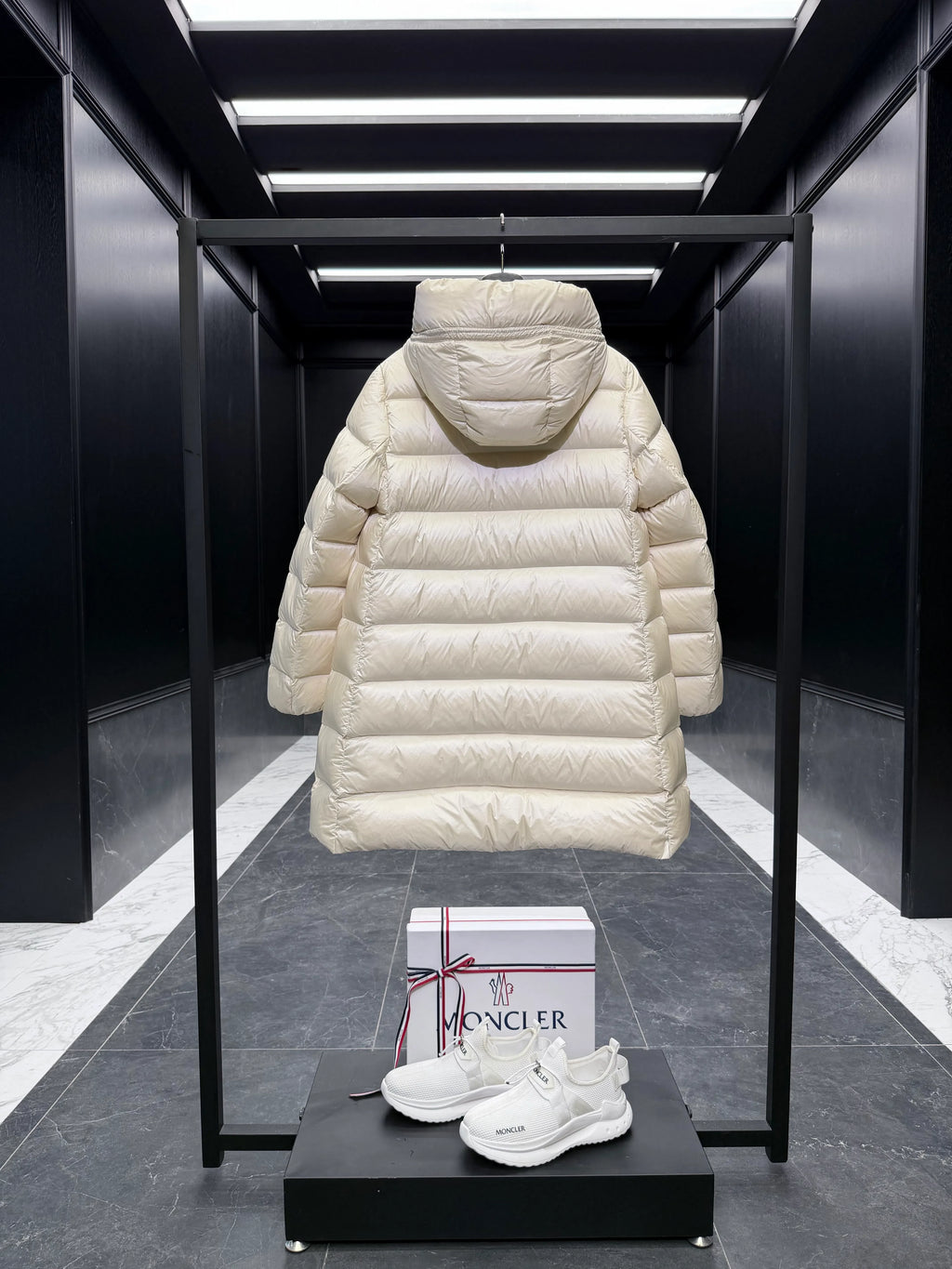 MONC Women's Suyenne Coat