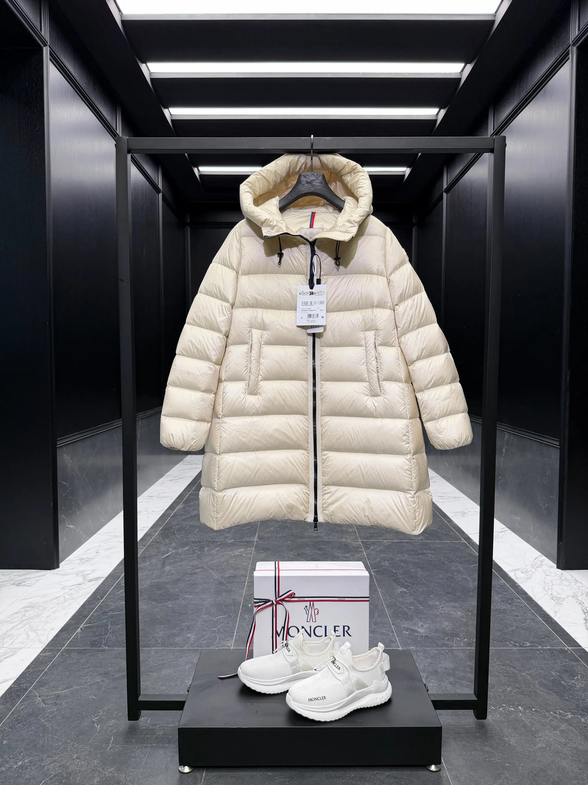MONC Women's Suyenne Coat