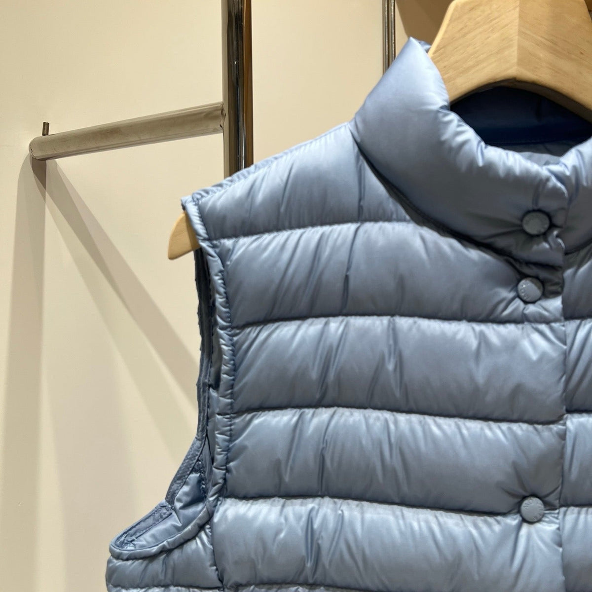 Moncler 803800370 Liane Women's Stand Collar Goose Down Vest