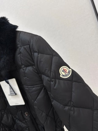 Moncler 906000590 Women's Rabbit Fur Collar Down Jacket