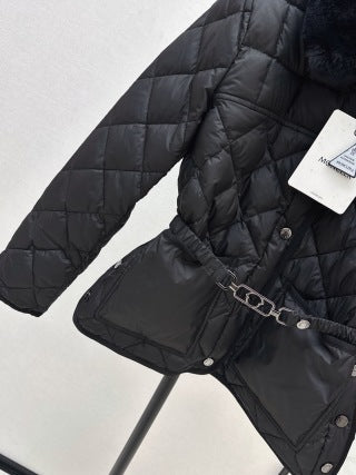 Moncler 906000590 Women's Rabbit Fur Collar Down Jacket