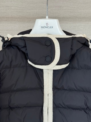 Moncler 994800470 Women's Hooded Hybrid Down Jacket