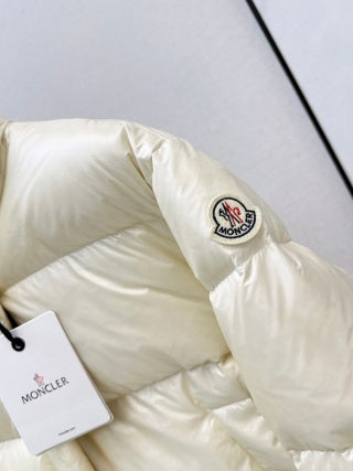 Moncler 99499480 Women's Stand Collar Down Jacket