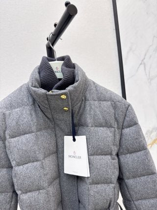 Moncler 996000590 Women's Stand Collar Drawstring Down Jacket