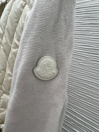 Moncler MO26 Women's Cropped Down Knit Jacket