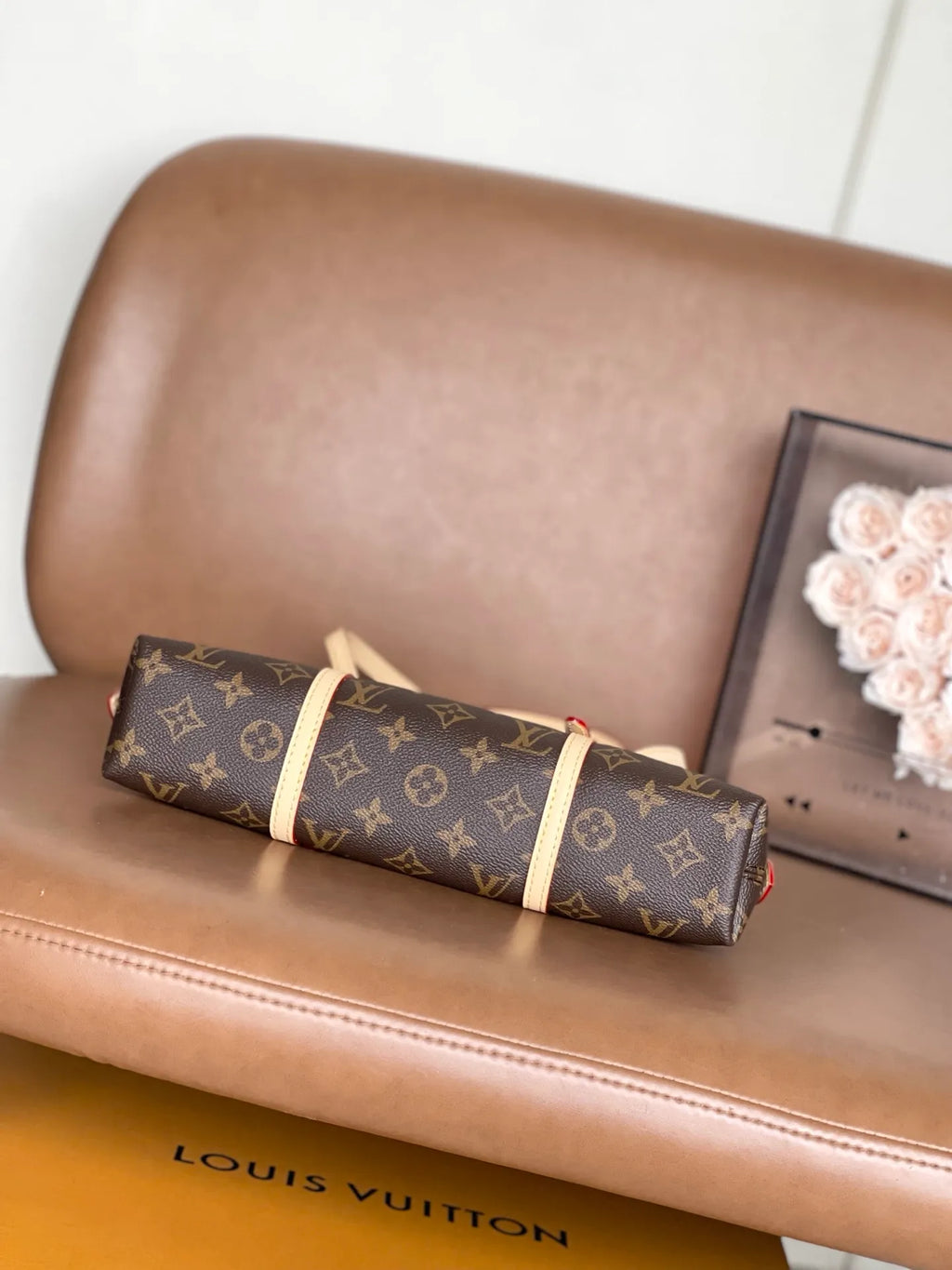 Monogram 11.4 in Handbag M28953