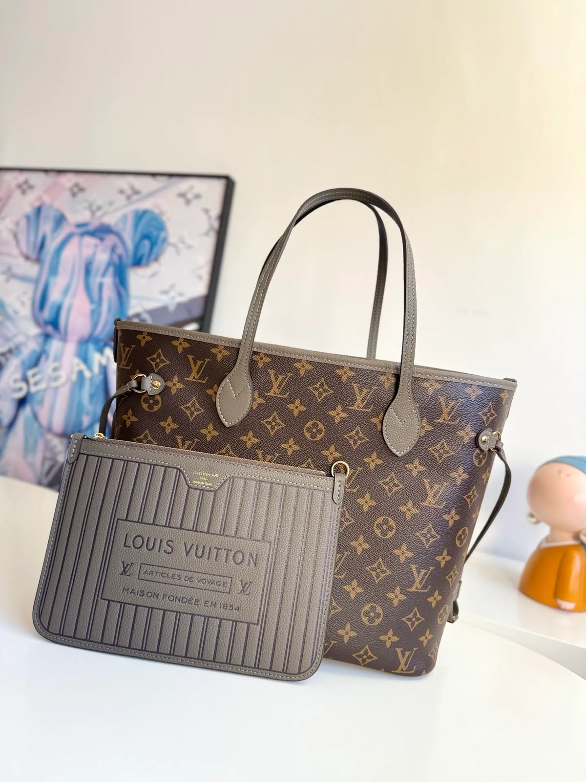 Neverfull Inside Out MM Leather Tote Handbag M25664