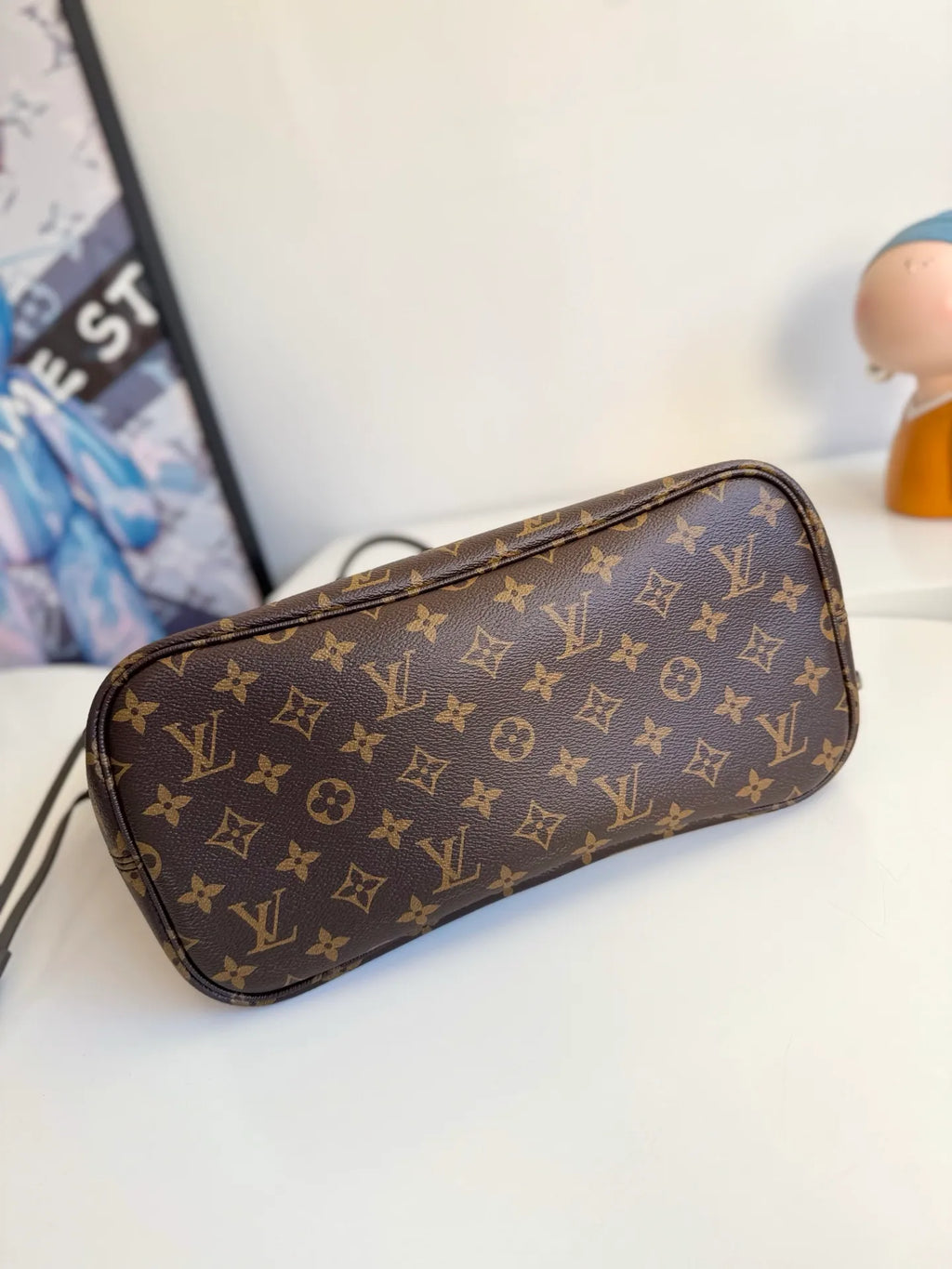 Neverfull Inside Out MM Leather Tote Handbag M25664
